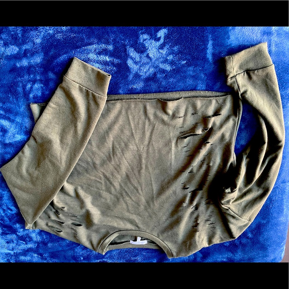 Dark green crop top